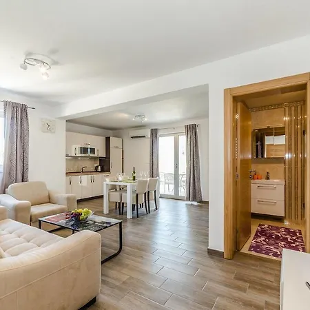 Apartament Iva