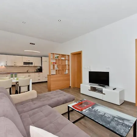 Apartment Iva
