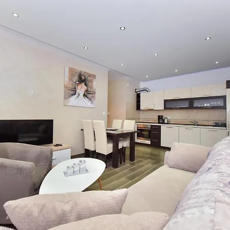 Apartment Iva *