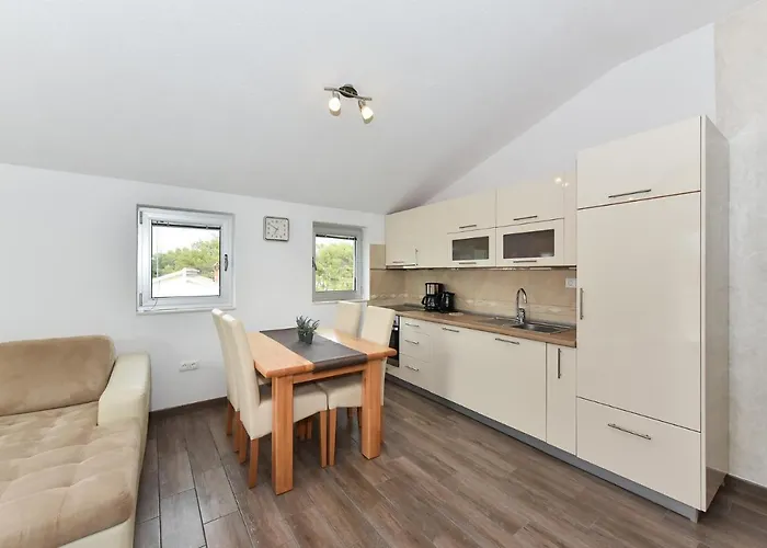 Iva Apartman
